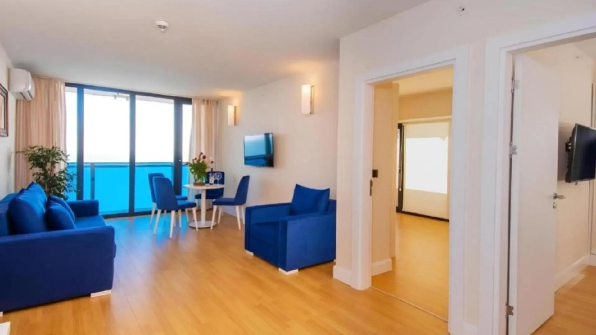 Orbi City - Crystal Apartment Батуми 0*,