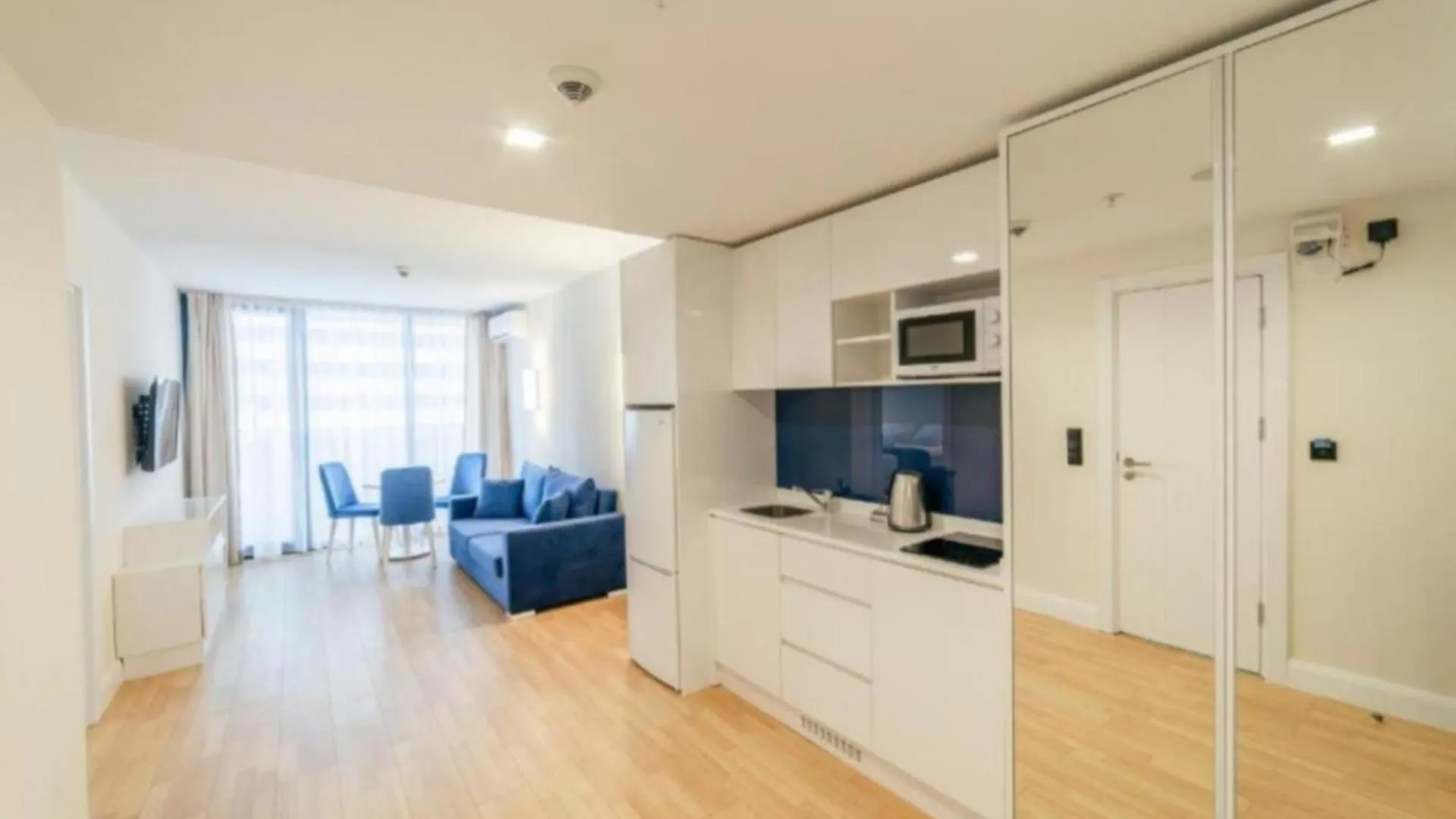 Orbi City - Crystal Apartment Батуми